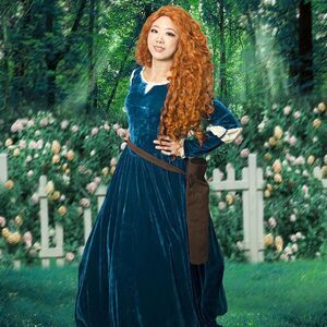 Disney Pixar Merida Cosplay Set (Dress, Accessory, and Wig)